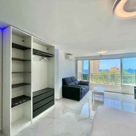 Magnificent Mediterraneo Apartamento